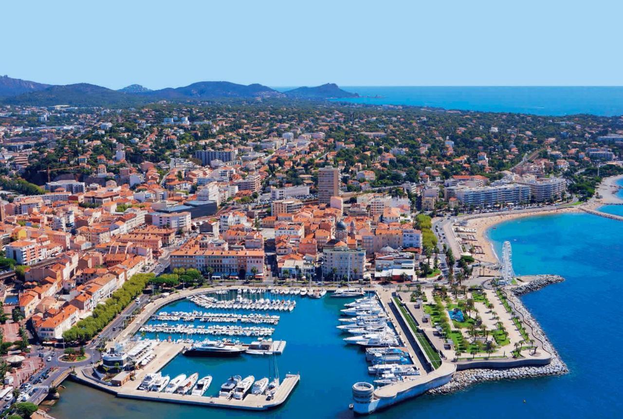 Appart. F2 apercu Port de Santa Lucia St Raphaël Saint-Raphaël Extérieur photo
